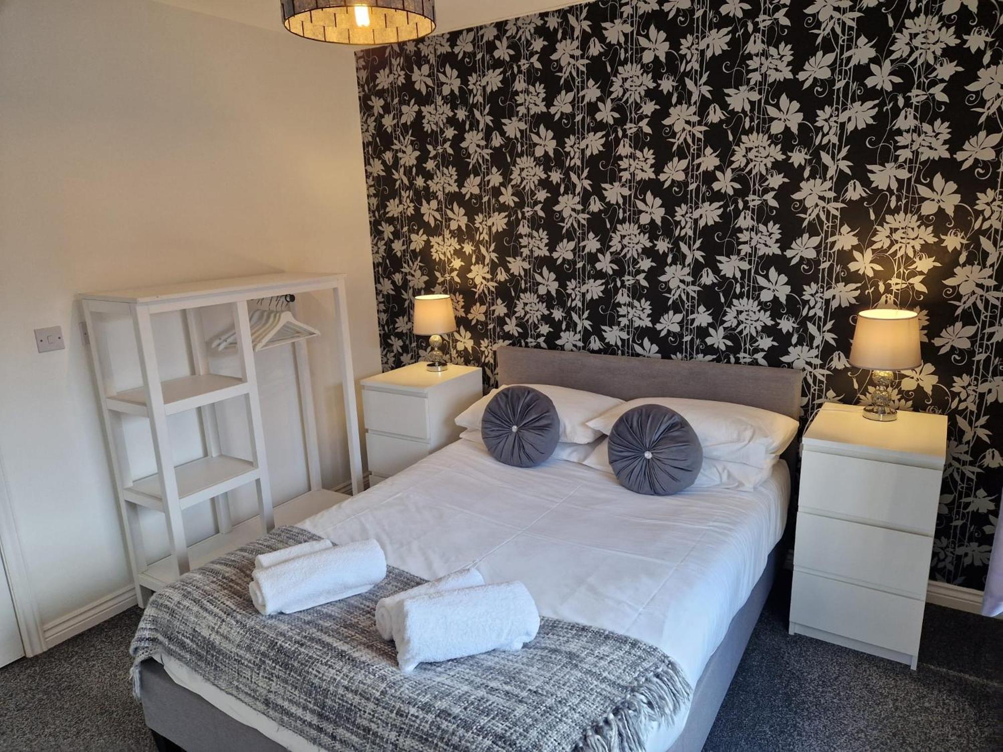 Hereford - Mayflower Coach House, Modern 2 Bedroom Property With Parking, Located South Of Hereford City, Suitable For Small Family, Couple Or Contractors - Sleeps Up To 5 Guests - Hosted By Rentmyhouse 外观 照片